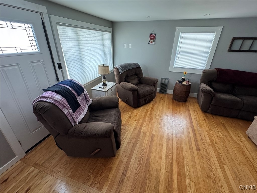 9646 River Road - Photo 4