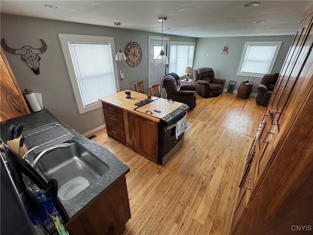 9646 River Road - Photo 1