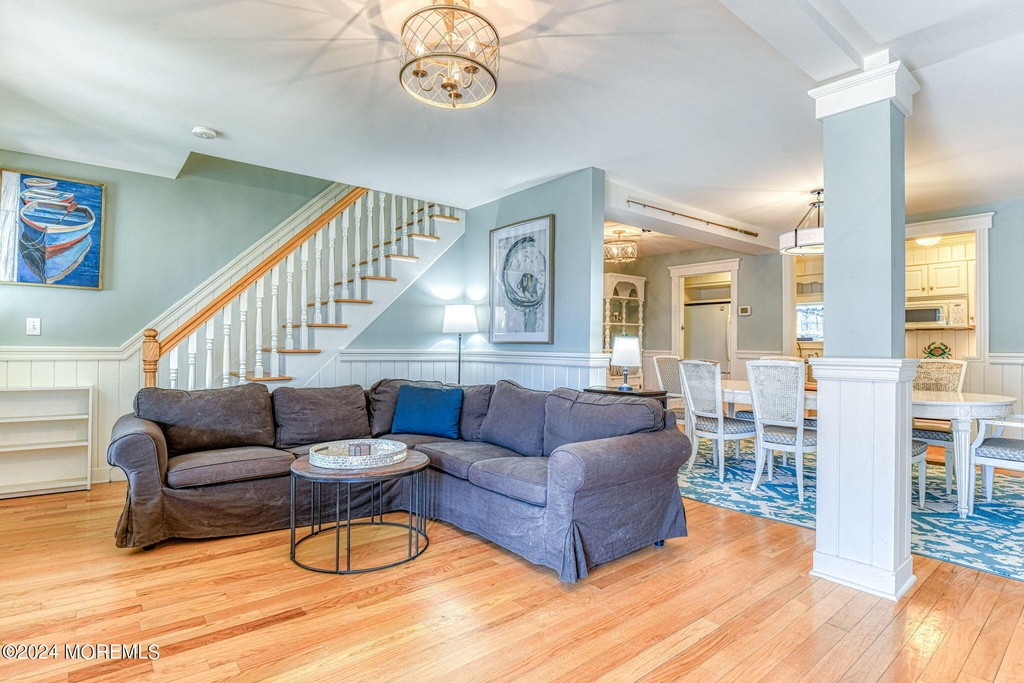 5 1/2 Embury Avenue - Photo 4