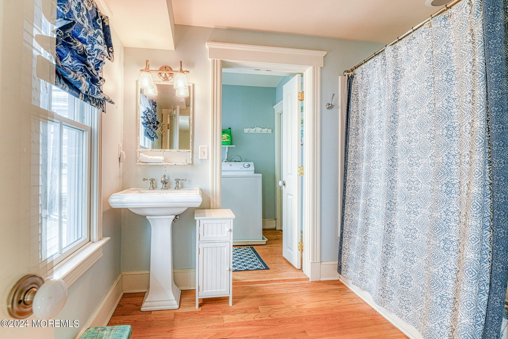 5 1/2 Embury Avenue - Photo 15