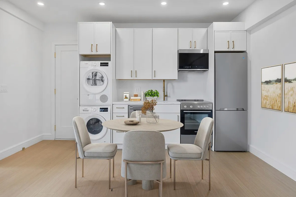 244 West 72nd Street - Photo 2