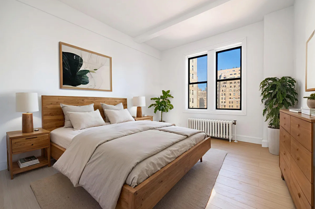 244 West 72nd Street - Photo 4