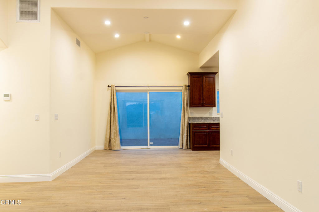 713 Mission Drive - Photo 8