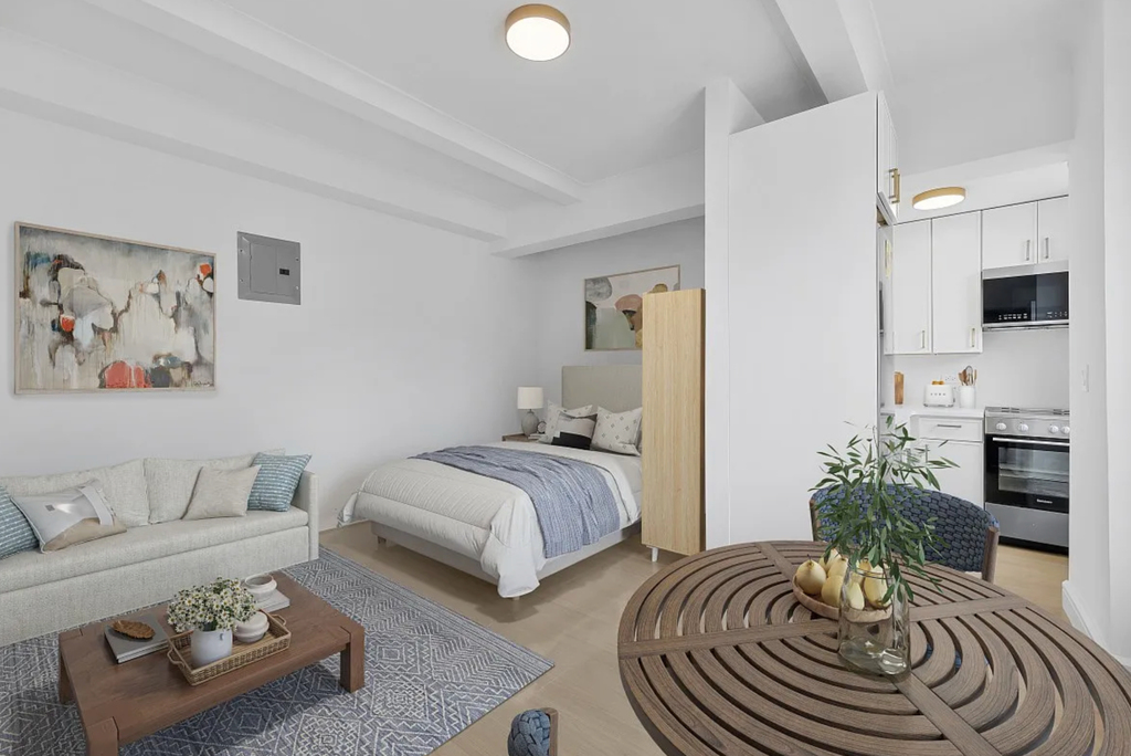 244 West 72nd Street - Photo 4