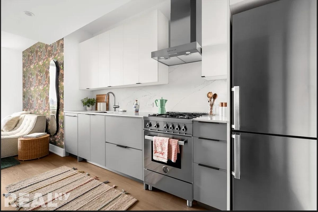 Ashland Place - Photo 1