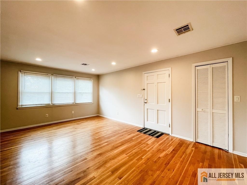 2105 Saint Georges Avenue - Photo 15