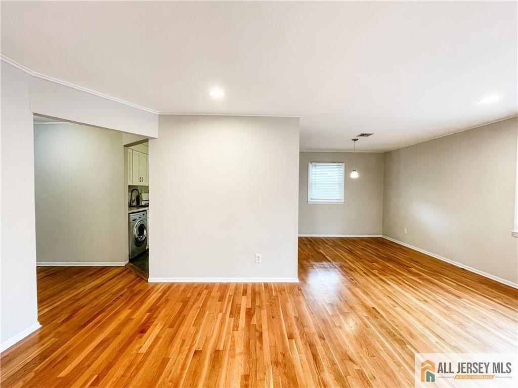2105 Saint Georges Avenue - Photo 1