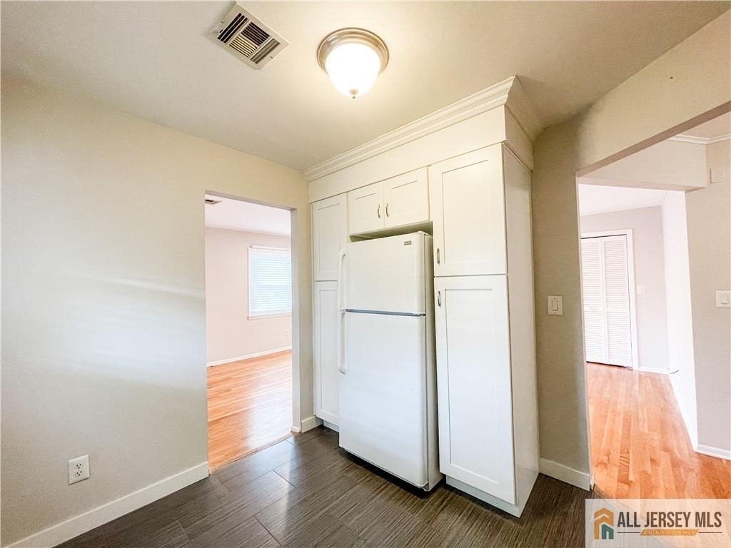 2105 Saint Georges Avenue - Photo 7