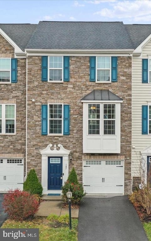 105 Chamomile Court - Photo 0