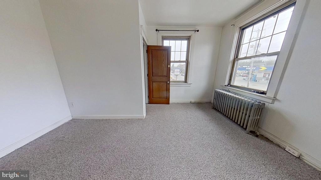 1303 Mt Rose Avenue - Photo 3