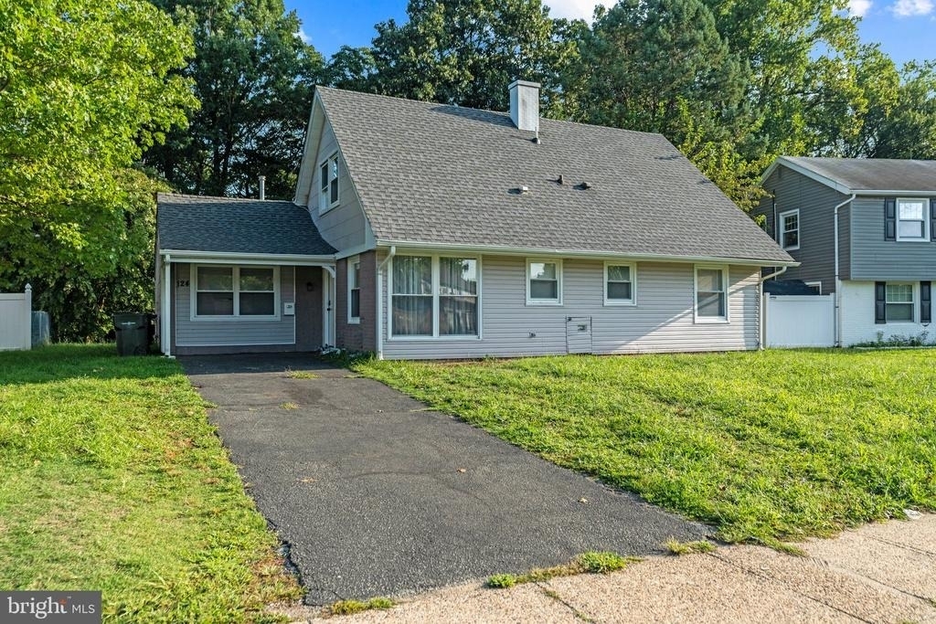 124 Pennypacker Drive - Photo 0