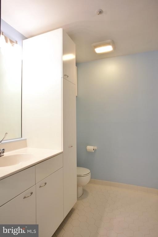 913 Hillside Lake Terrace - Photo 15