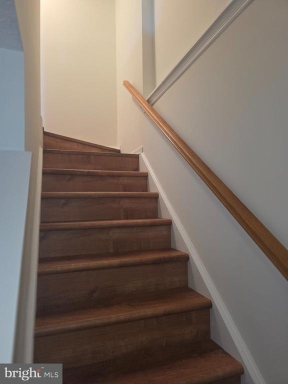 9638 Glendower Court - Photo 8