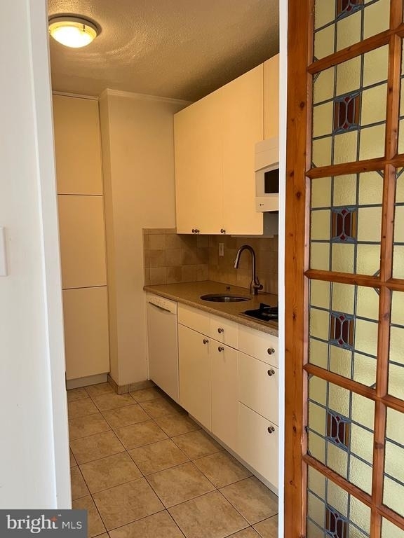429 N Sw - Photo 3