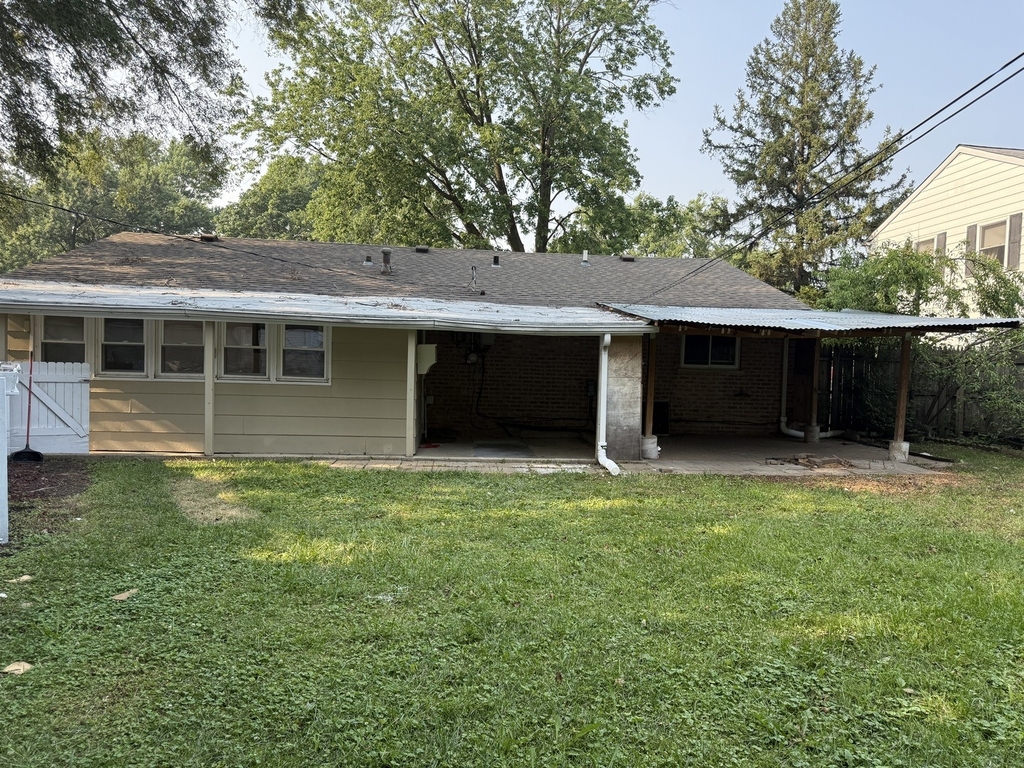 533 Redwood Road - Photo 1