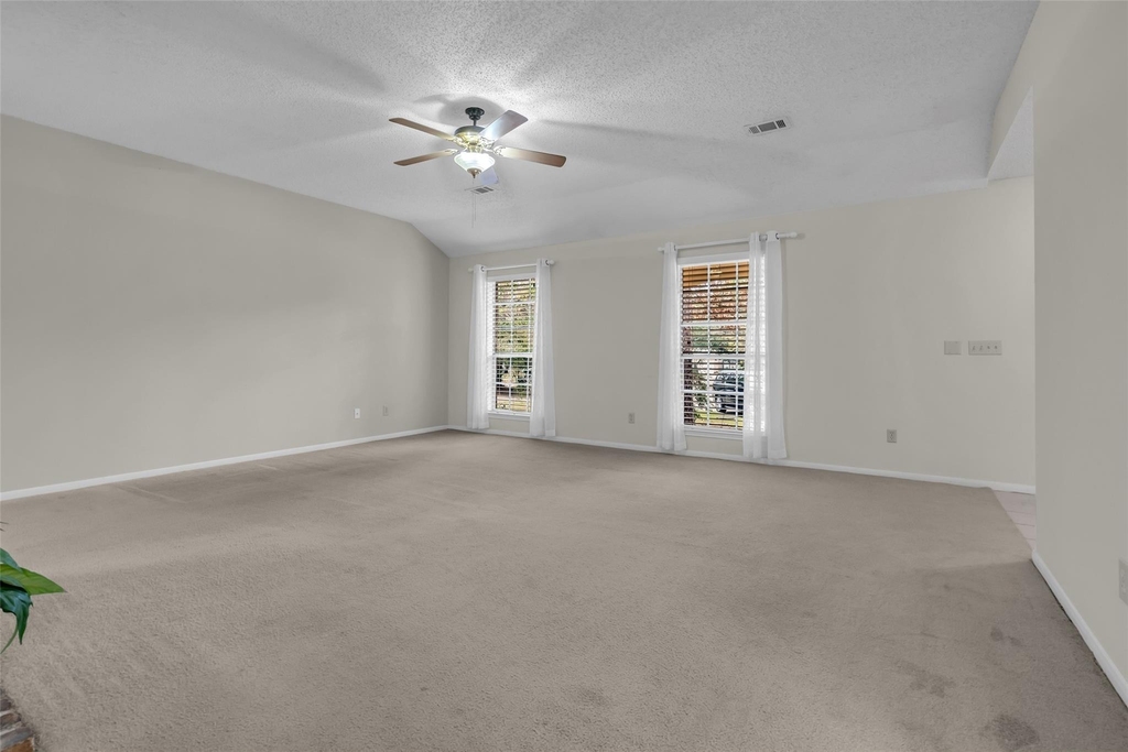 10 Treadwell Place - Photo 4