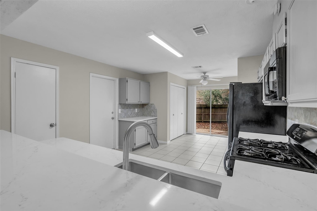 10 Treadwell Place - Photo 20