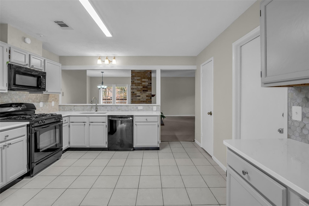 10 Treadwell Place - Photo 21