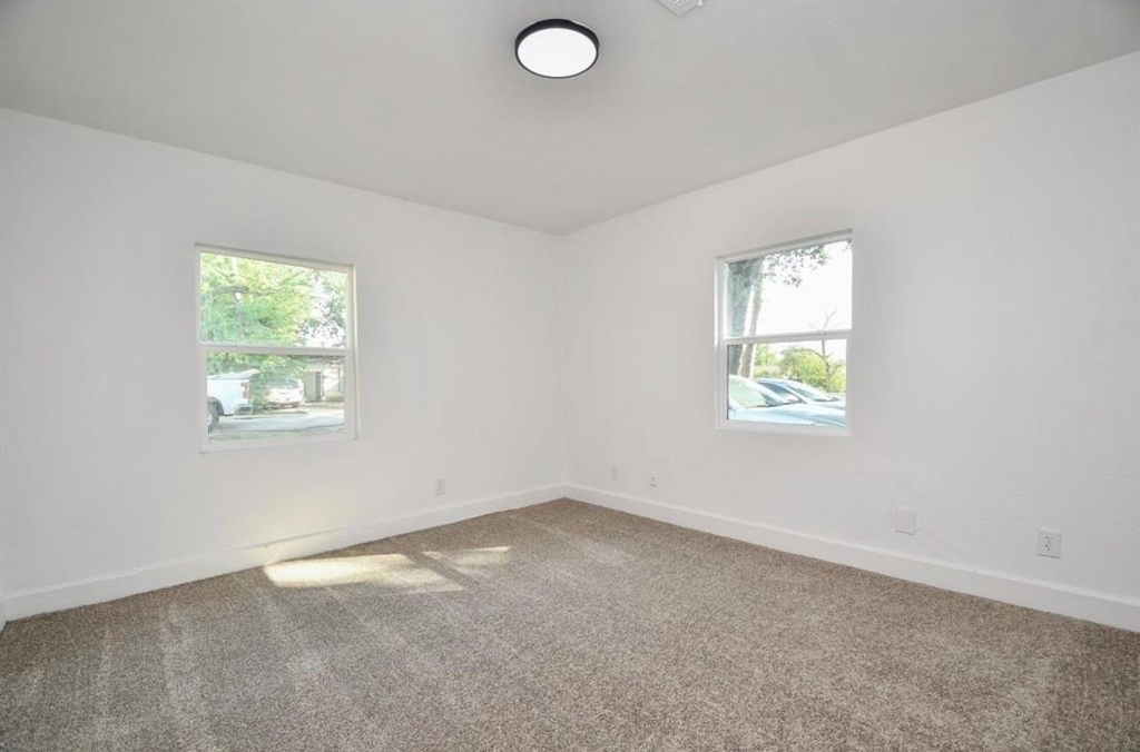 6834 Saint Augustine Street - Photo 15