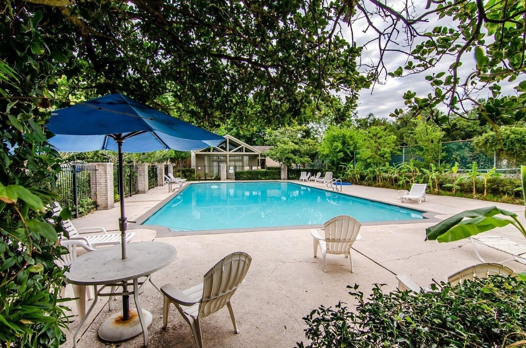 10047 Westpark Drive - Photo 25