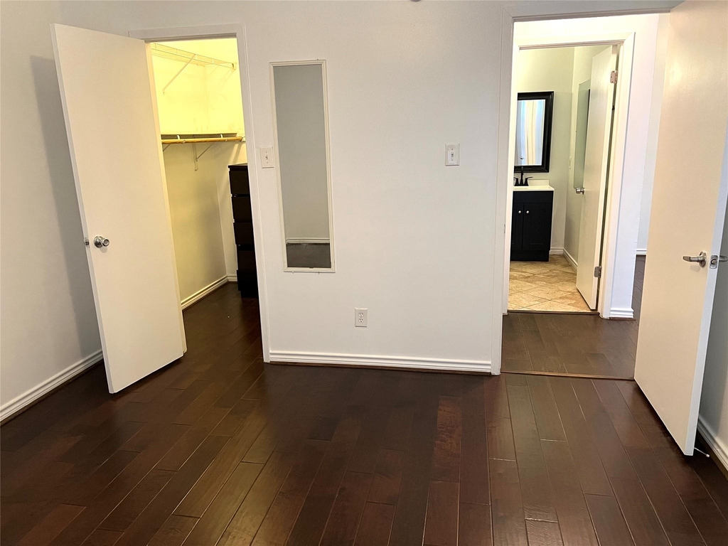 10047 Westpark Drive - Photo 15