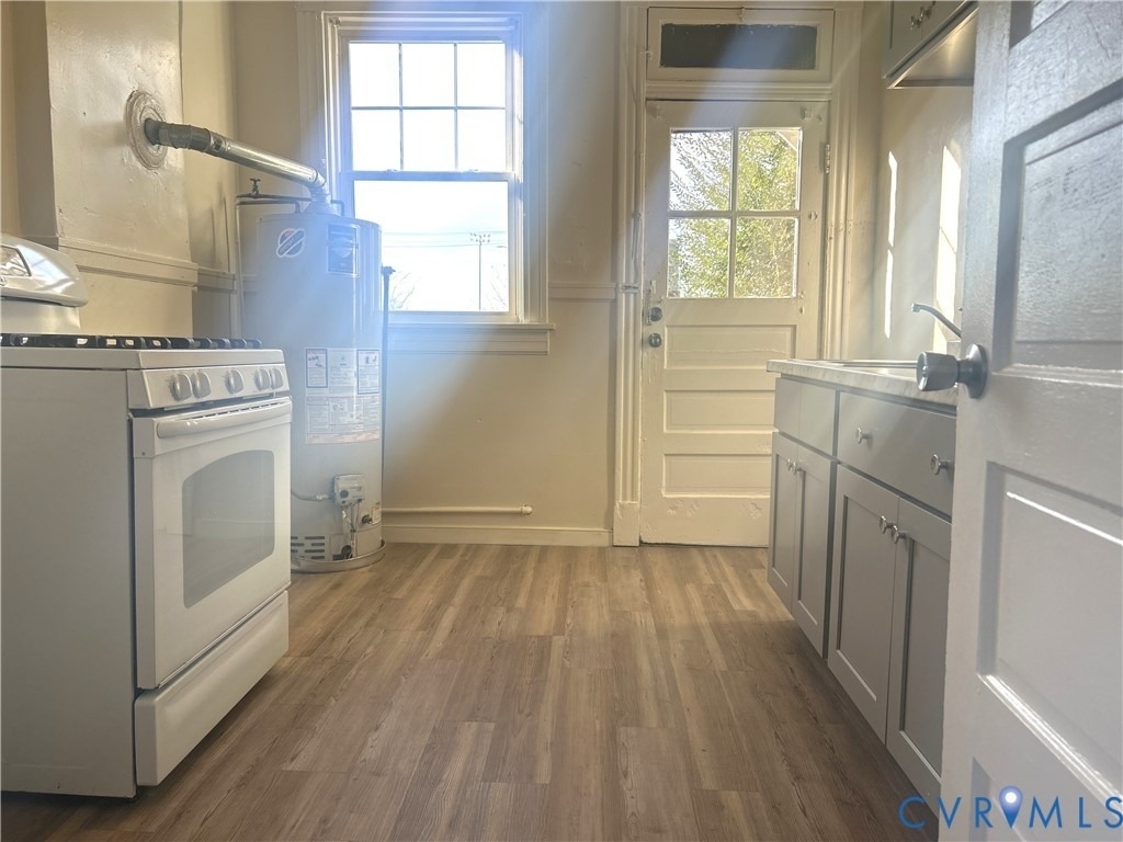 1209 Wallace Street - Photo 4