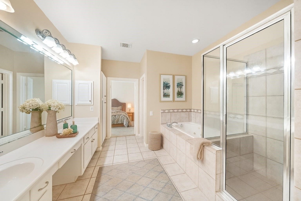 2406 Calumet Street - Photo 4