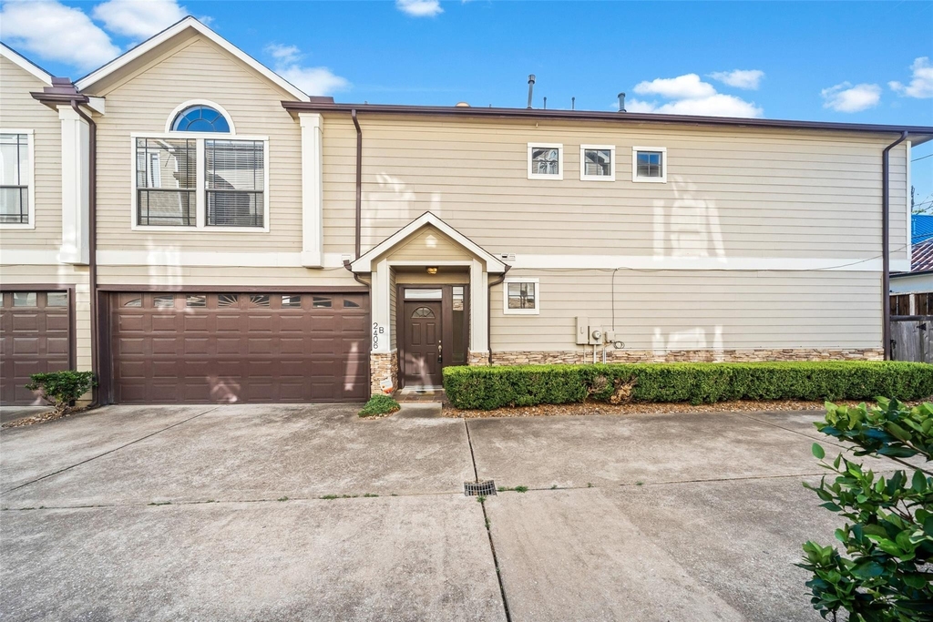 2406 Calumet Street - Photo 29