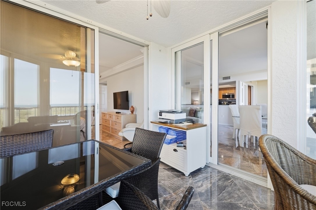 6585 Nicholas Boulevard - Photo 22