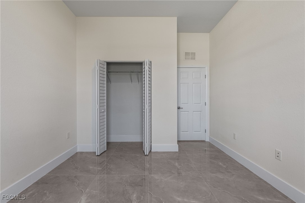 1134 Cumming Street E - Photo 21