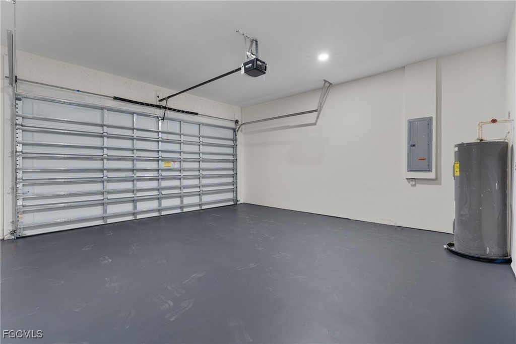 1134 Cumming Street E - Photo 23