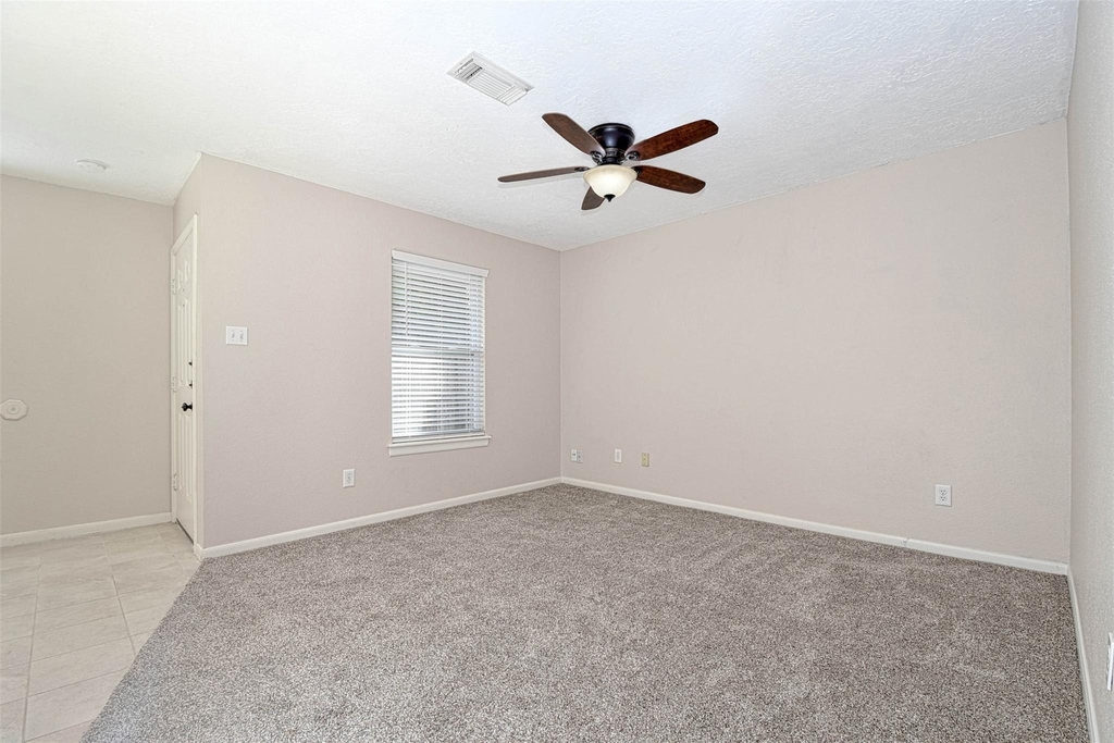 518 Moore Street - Photo 13