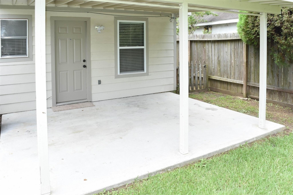 518 Moore Street - Photo 15