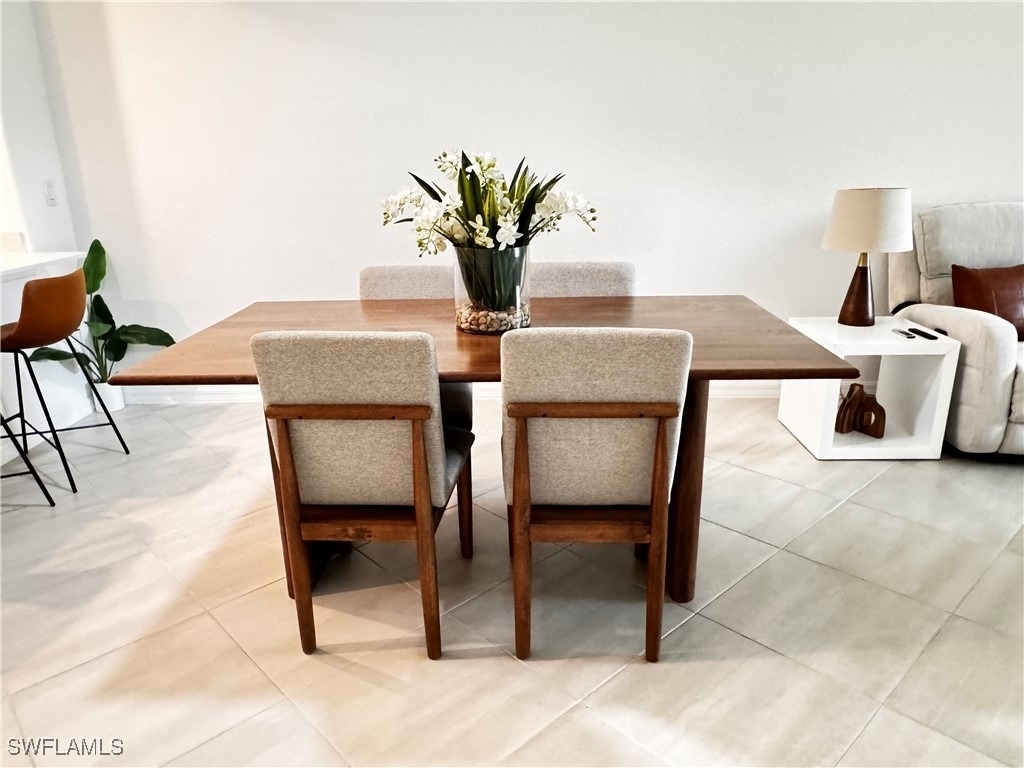 2084 Wellington Street - Photo 4
