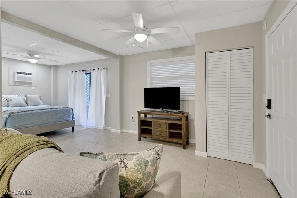 1282 Belaire Court W - Photo 25