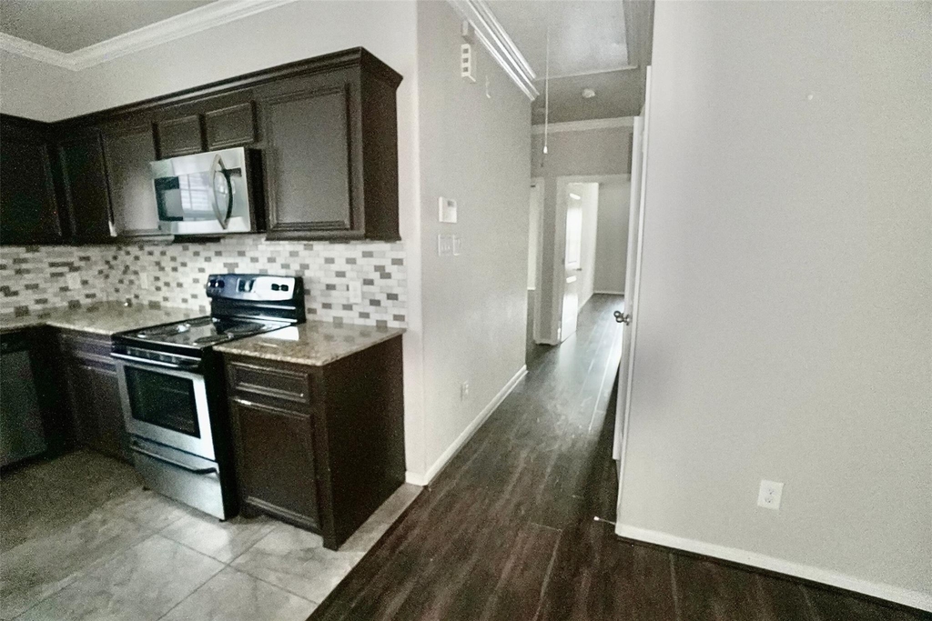 2523 Kirk Street - Photo 5