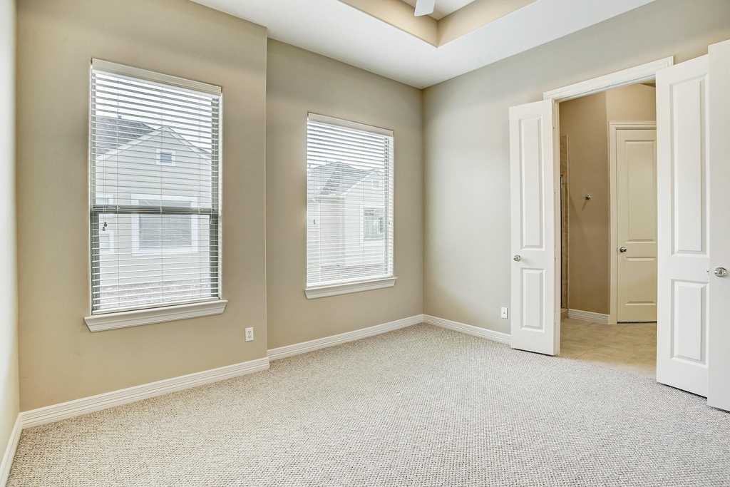 3824 Centerplaza Drive - Photo 6