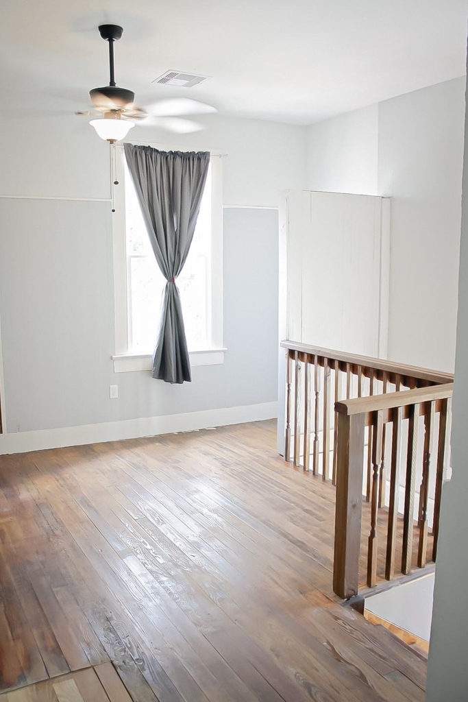 2627 Ave K - Photo 5
