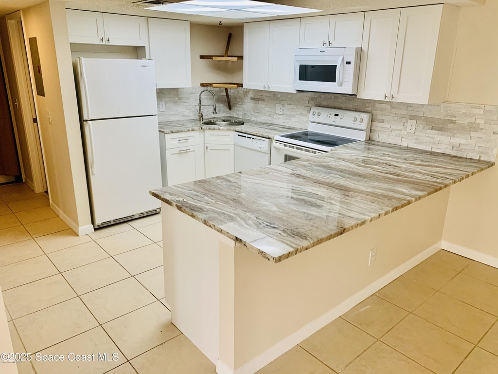 1648 Sunny Brook Lane Ne - Photo 1