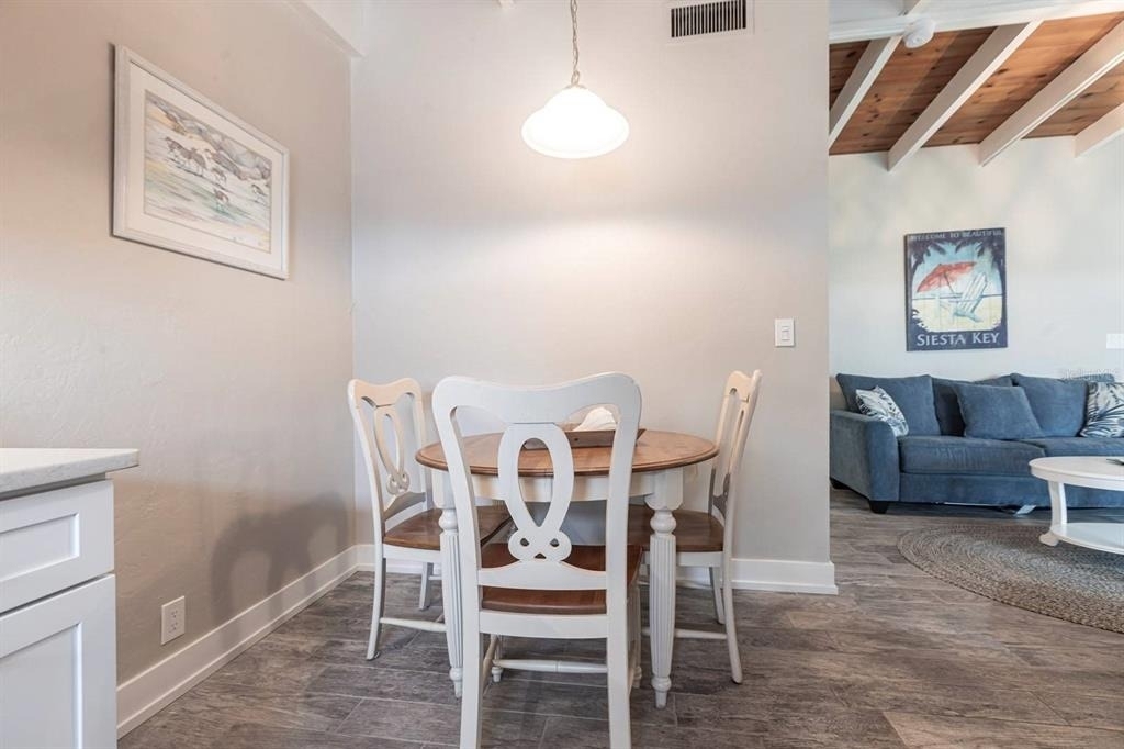 6006 Midnight Pass Road - Photo 4