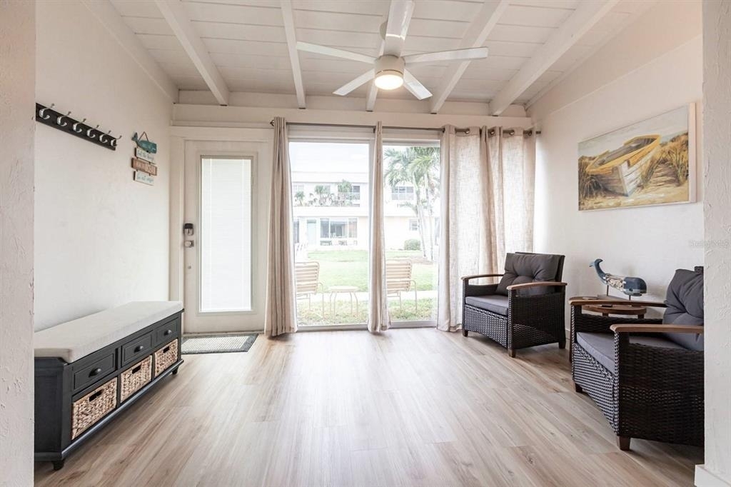 6006 Midnight Pass Road - Photo 5