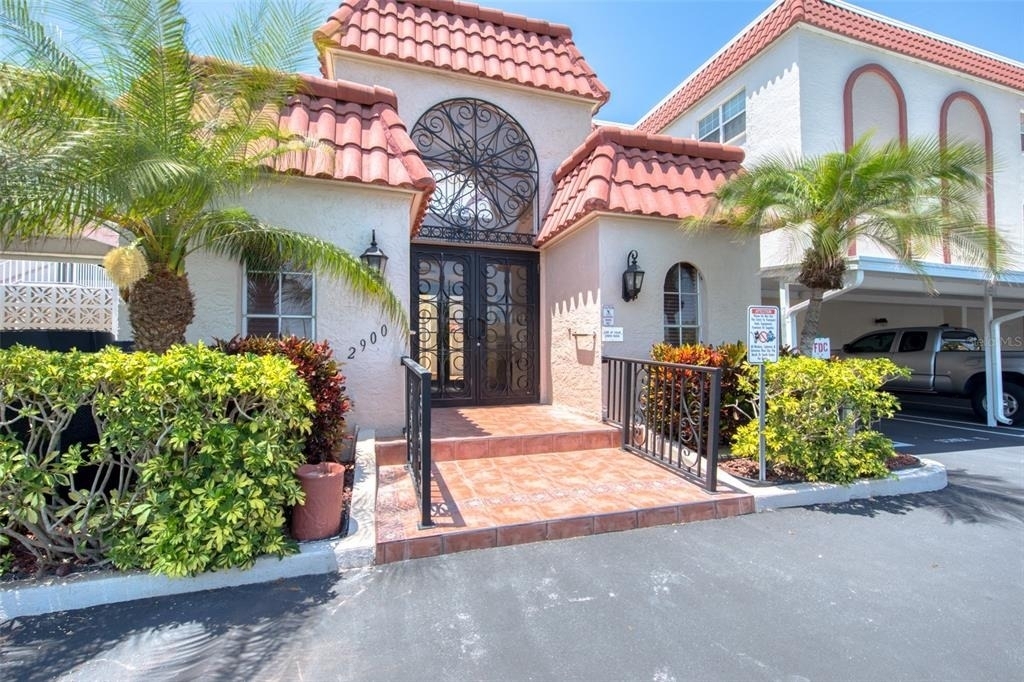 2900 Gulf Boulevard - Photo 0