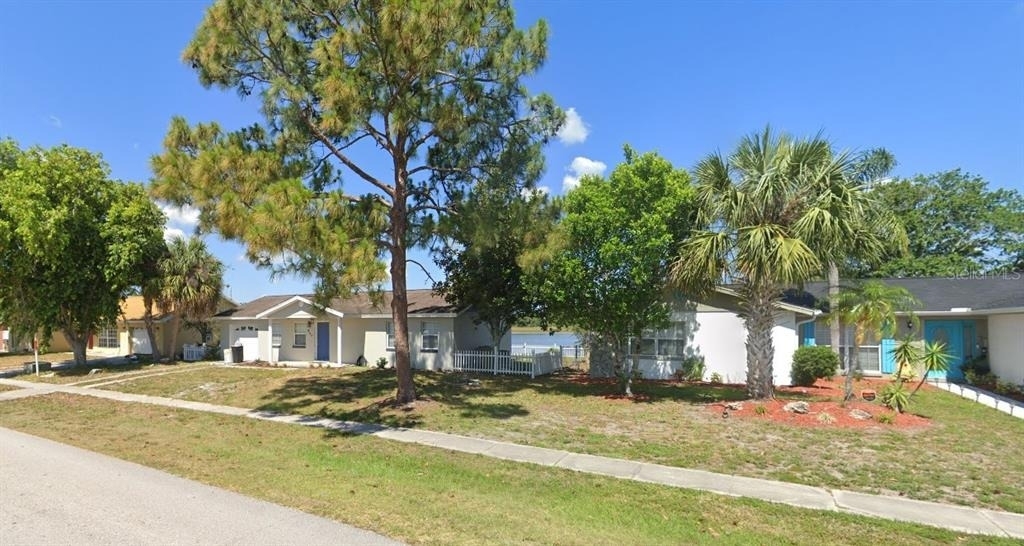 957 Florida Parkway - Photo 1