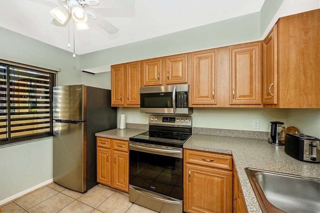 5219 Lake Village Drive - Photo 16