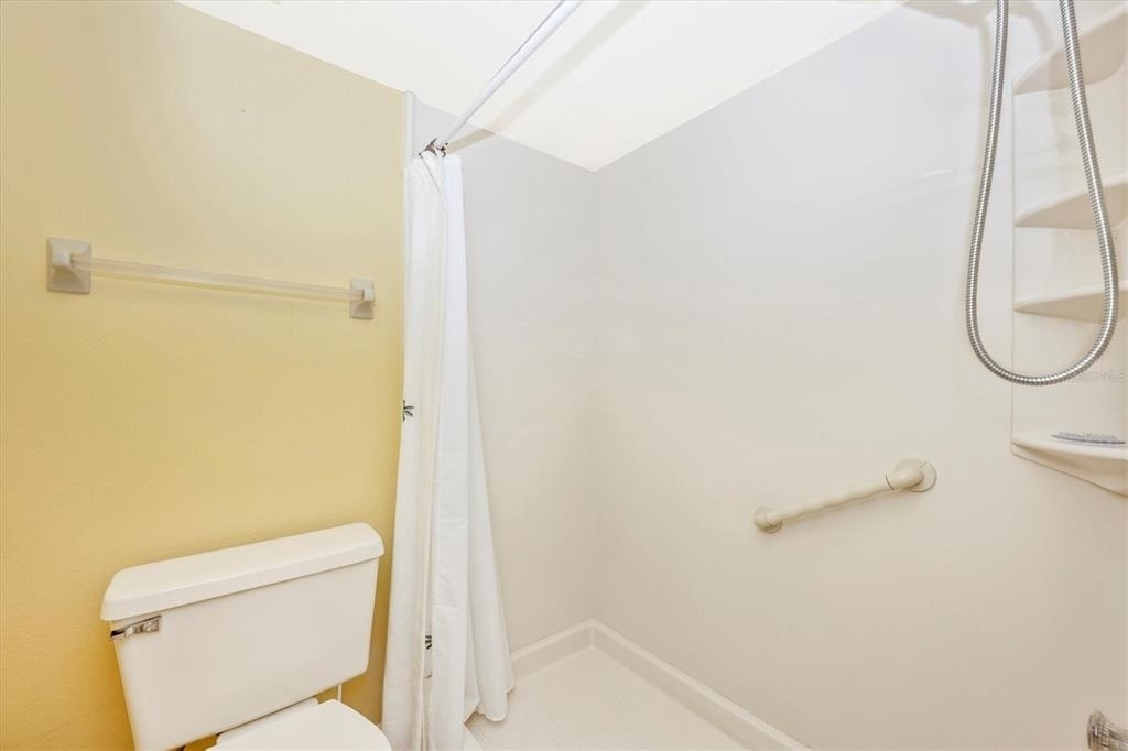 5219 Lake Village Drive - Photo 27