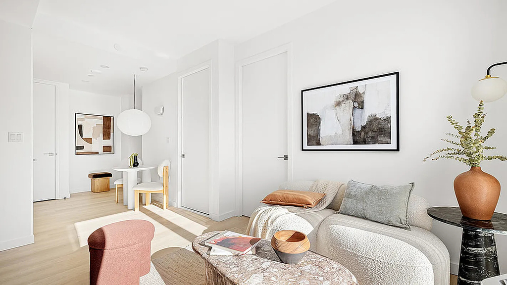 150 Lawrence Street - Photo 2