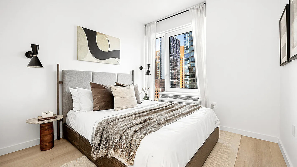150 Lawrence Street - Photo 5
