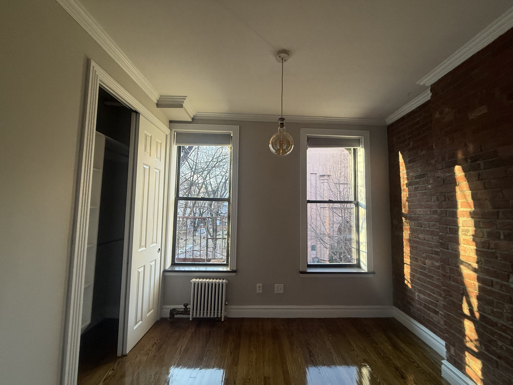 246 Mott Street - Photo 1