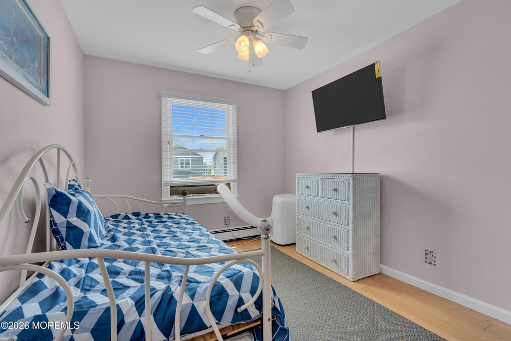 8 President Avenue - Photo 12