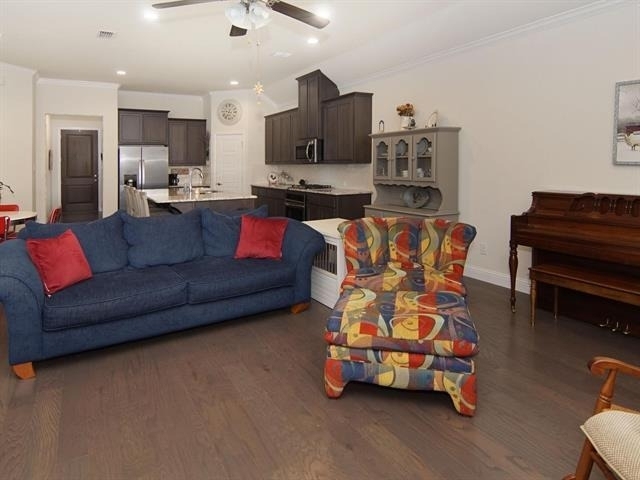 721 10th Street - Photo 7